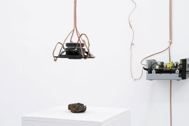 Ausstellungsansichten, Frise Hamburg. Gruppenausstellung„&because my mother was crazy“