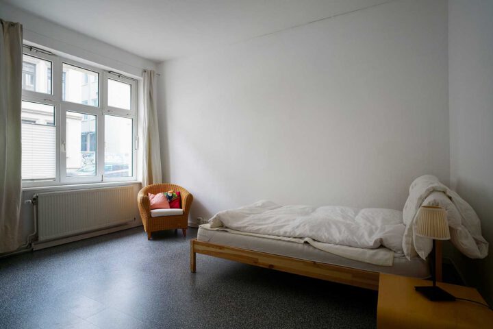 Frise Künstler*innenhaus. Fotos des Artist in Residence