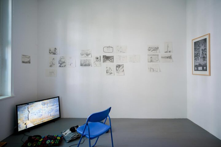 Exhibition View, Frise Künstler*innenhaus. Malereien von Anita Müller